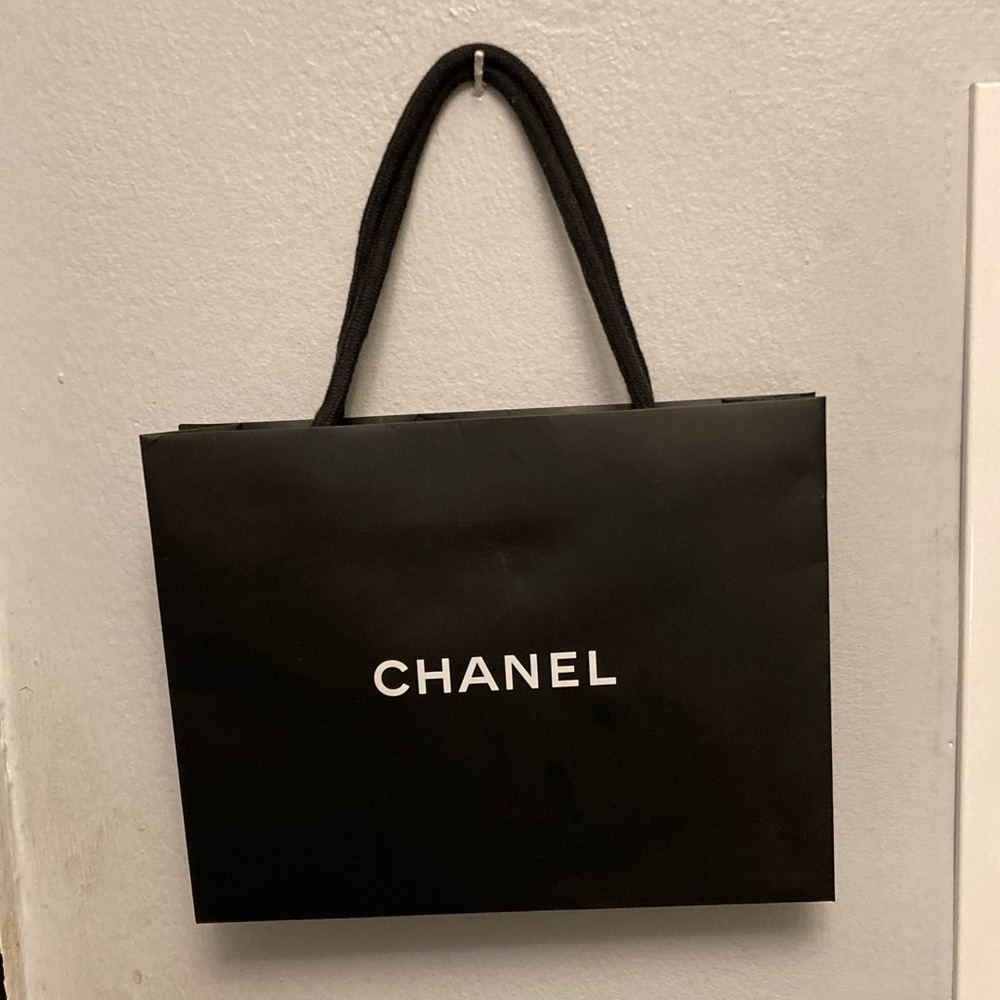 Small CHANEL bag❤️🌹
